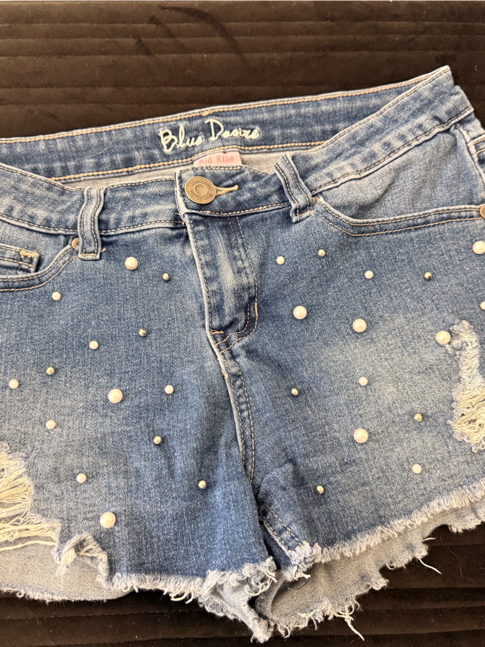 Women's Pearl-Embellished Denim Shorts - Blue